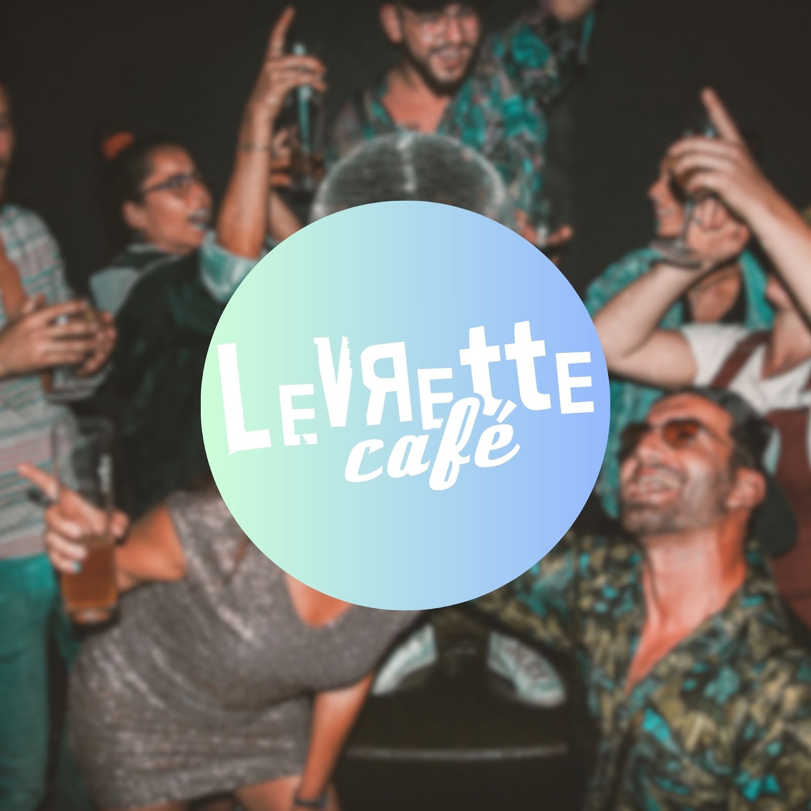 LevЯette Café